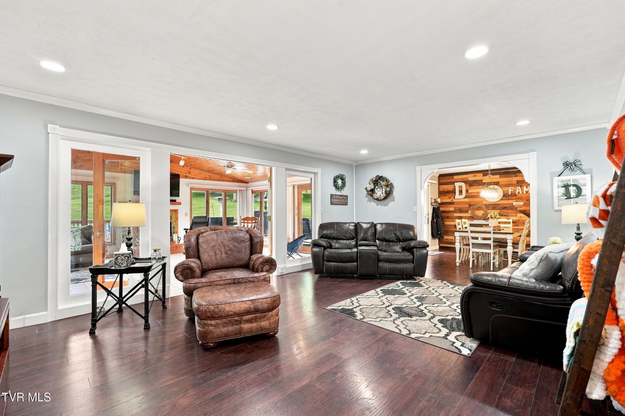 635 Old Union Road