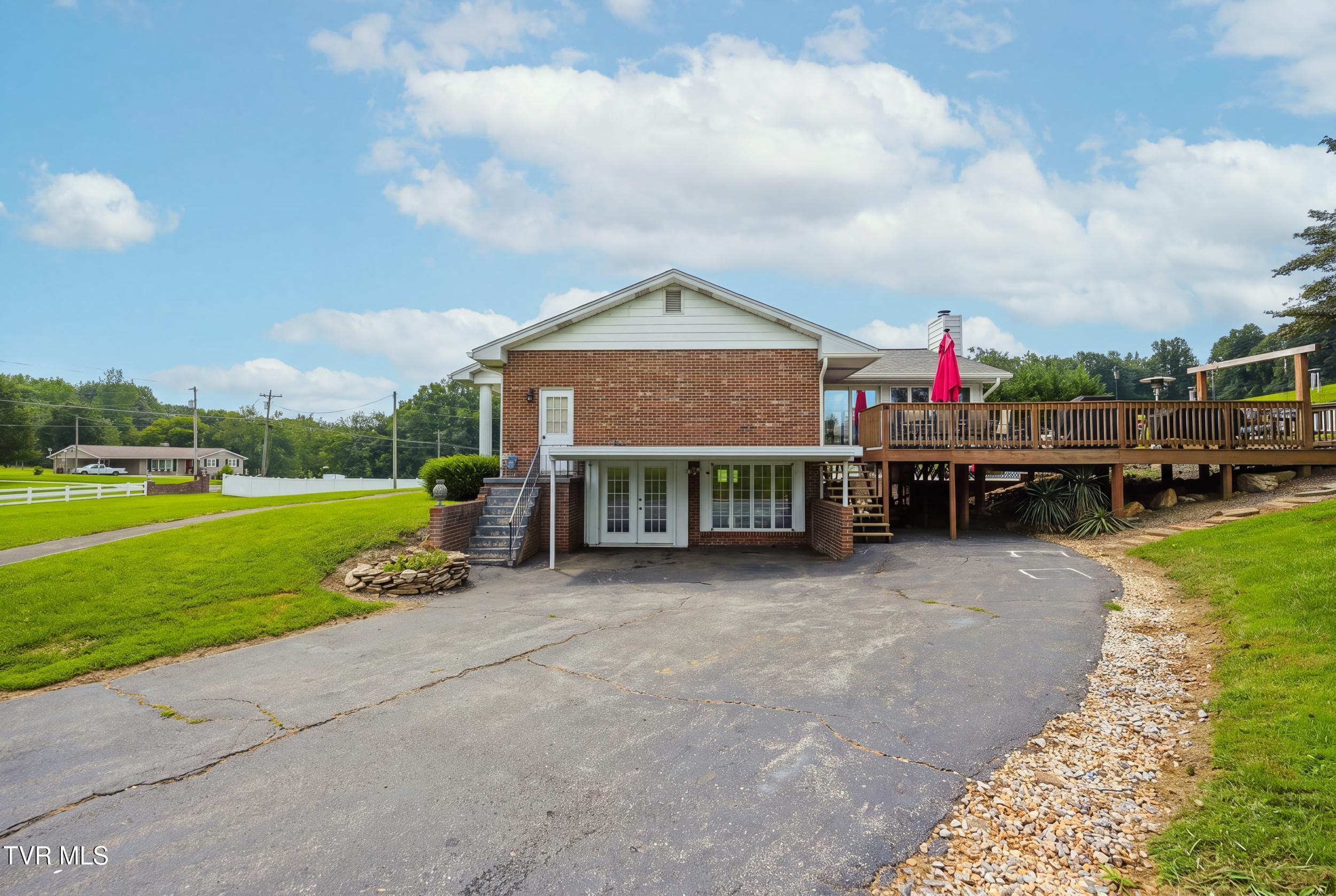 635 Old Union Road