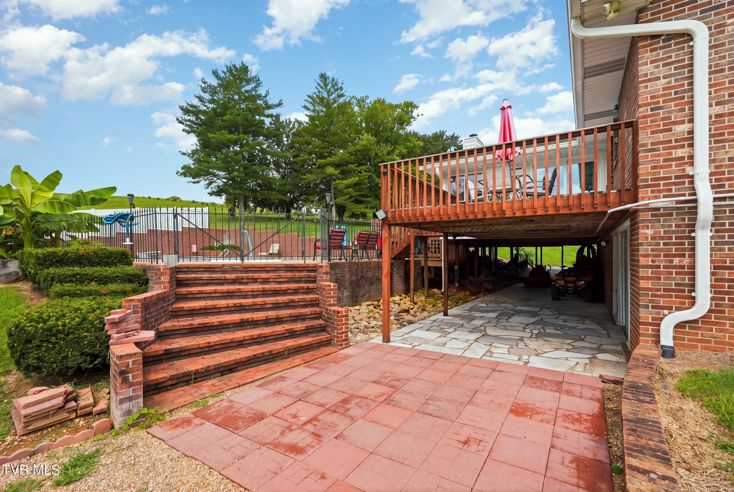 635 Old Union Road