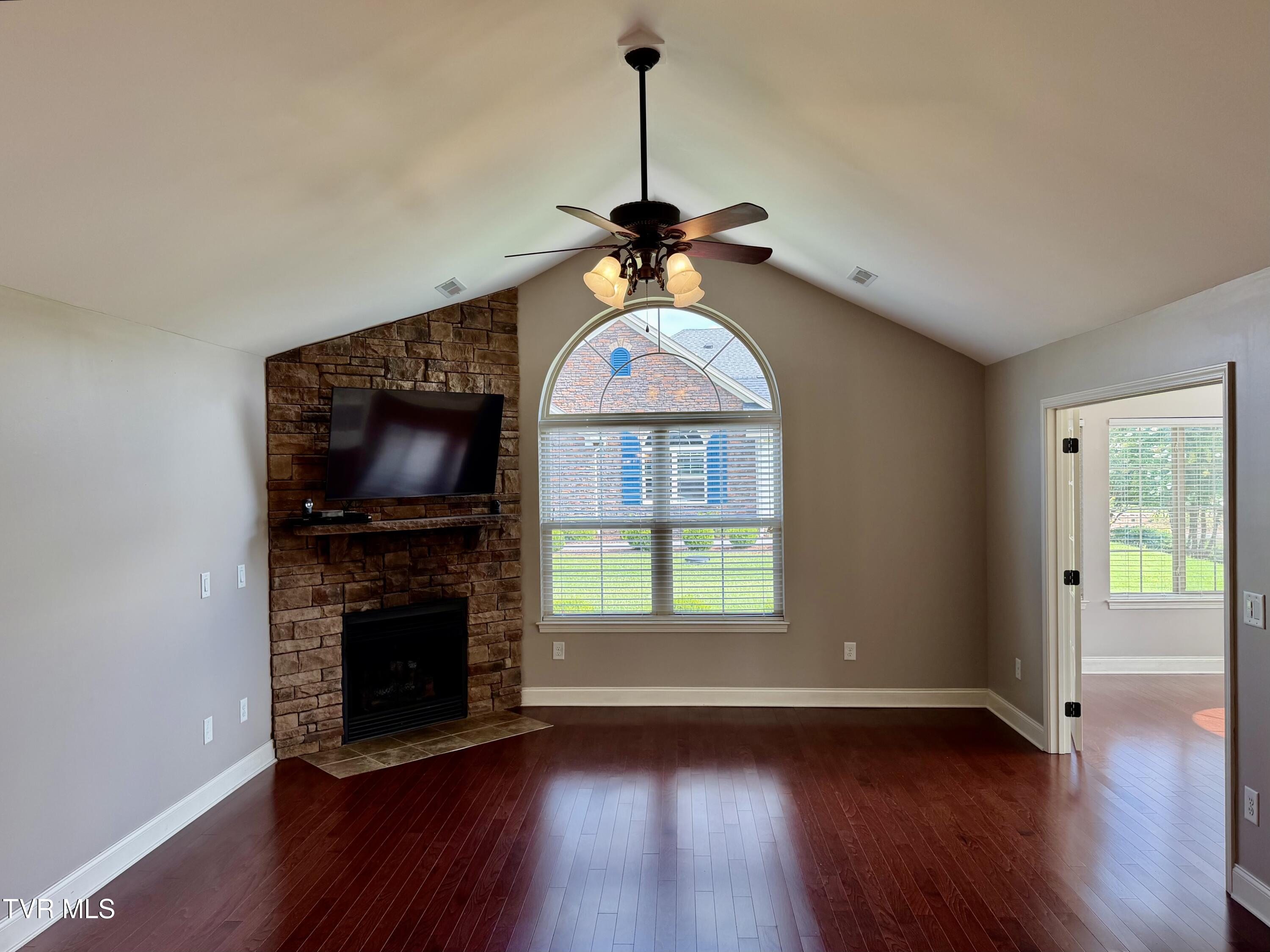 1427 Hatterdale Farm Road 1427