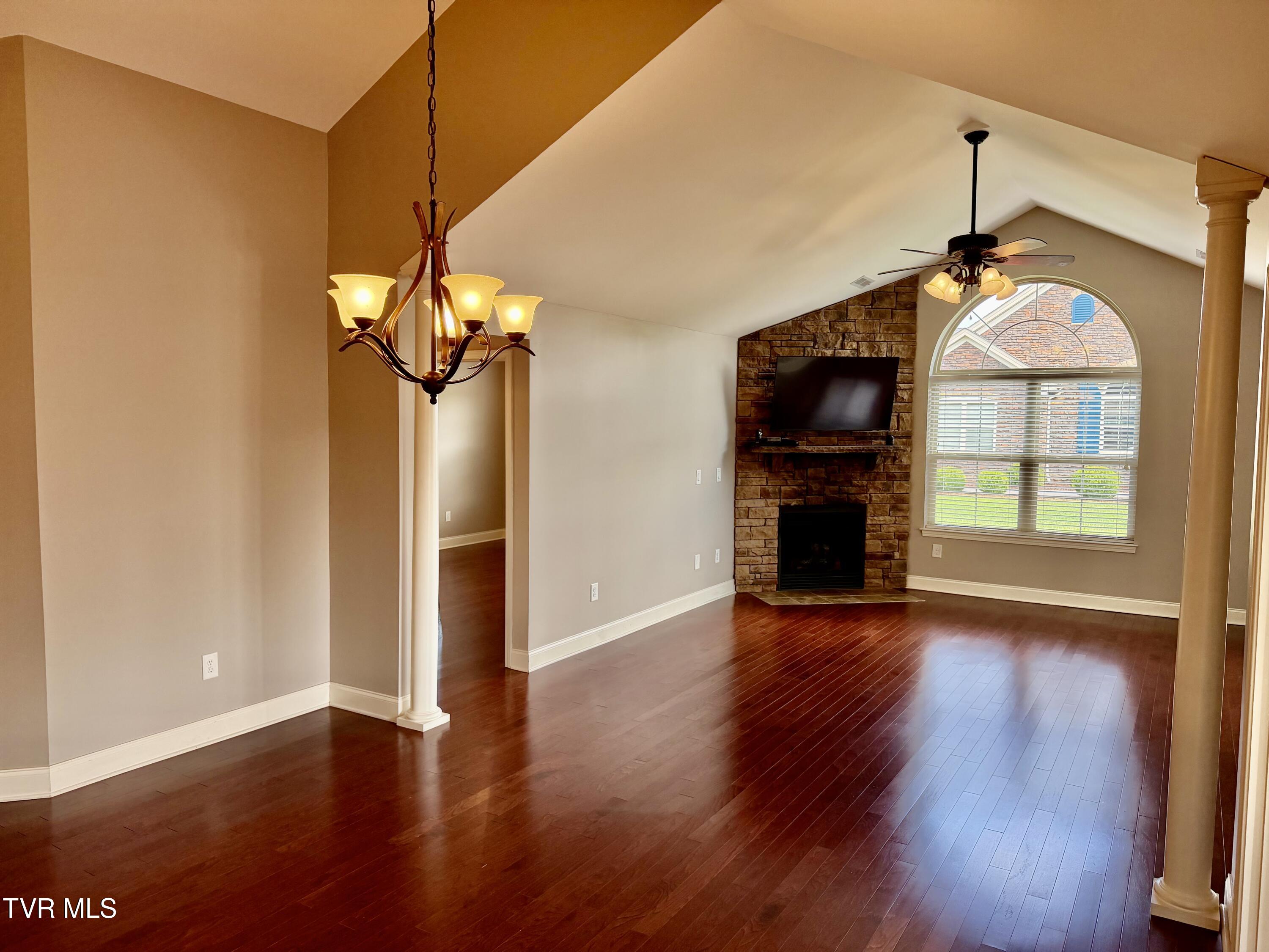 1427 Hatterdale Farm Road 1427