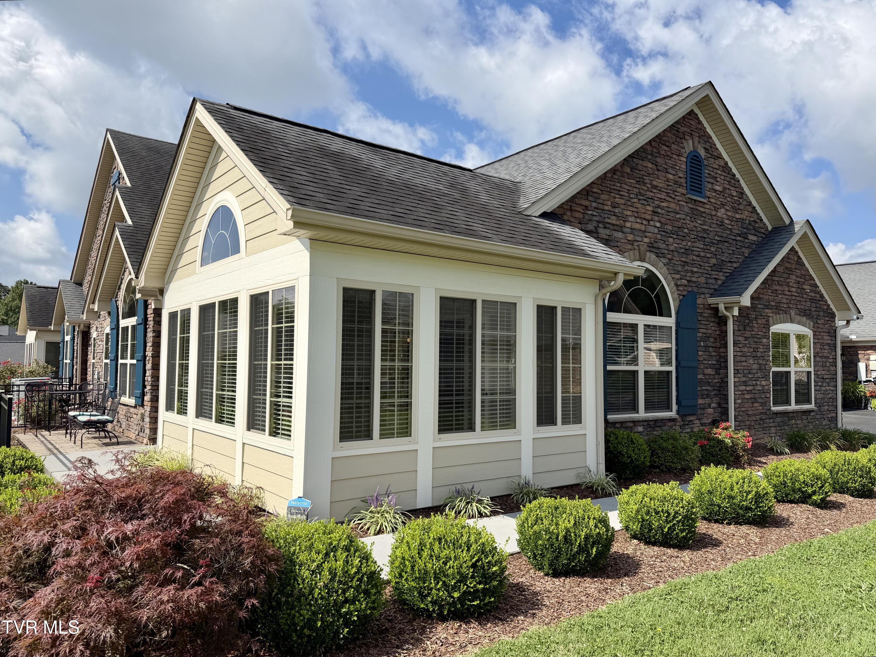 1427 Hatterdale Farm Road 1427