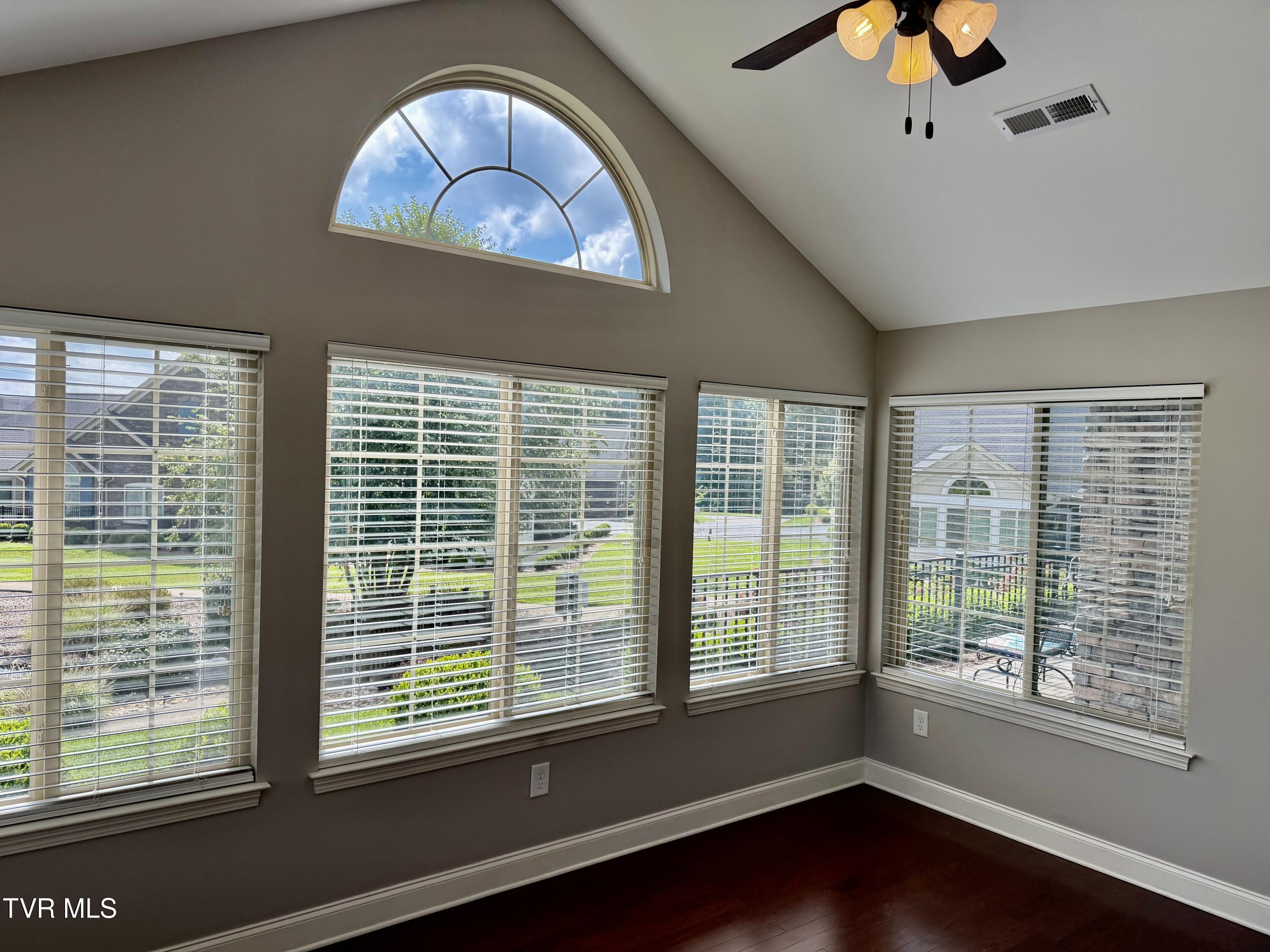 1427 Hatterdale Farm Road 1427
