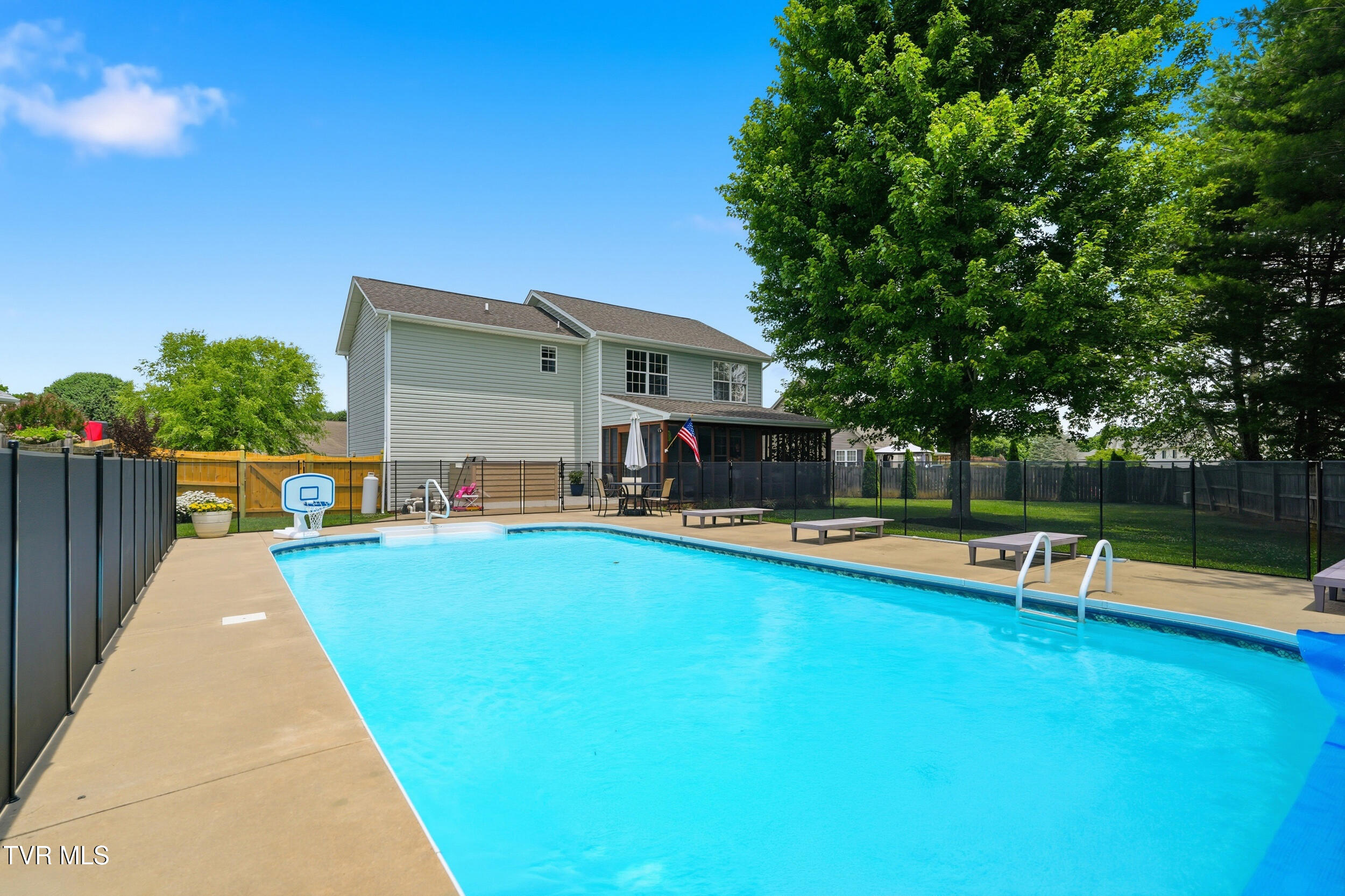 229 Jaybird Court