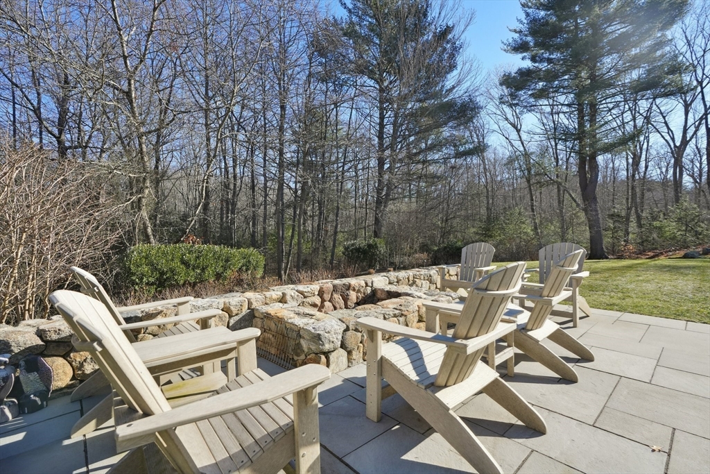 27 Ox Pasture Ln