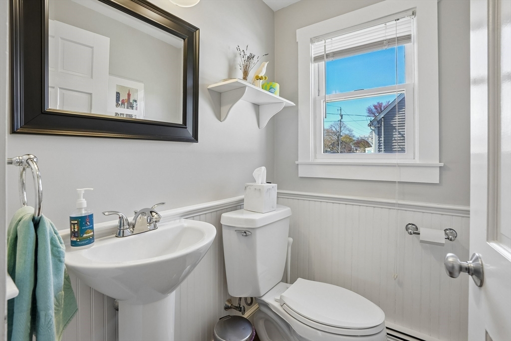 12 Hawley Rd