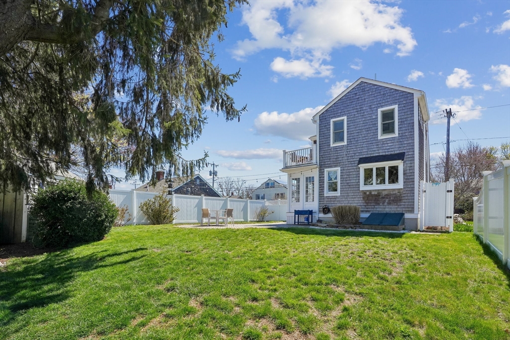 12 Hawley Rd