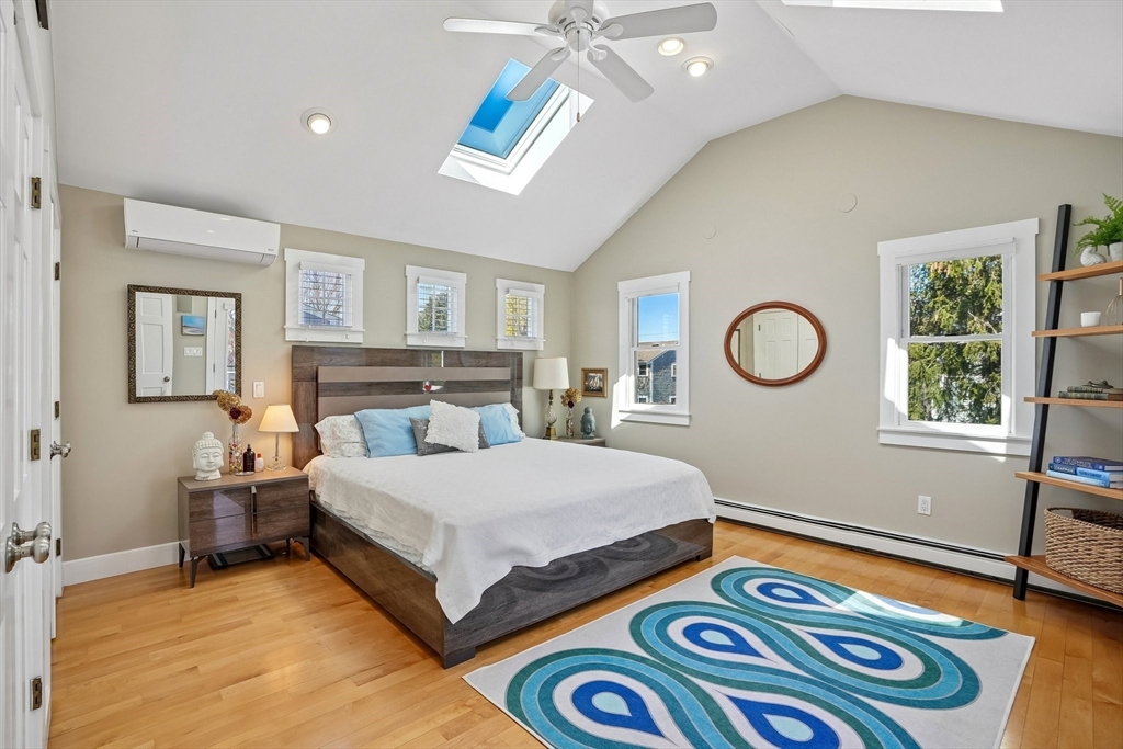 12 Hawley Rd