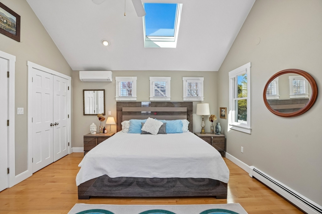 12 Hawley Rd