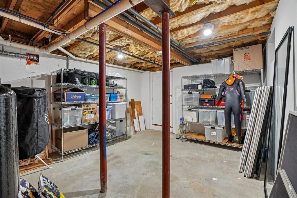 12 Hawley Rd