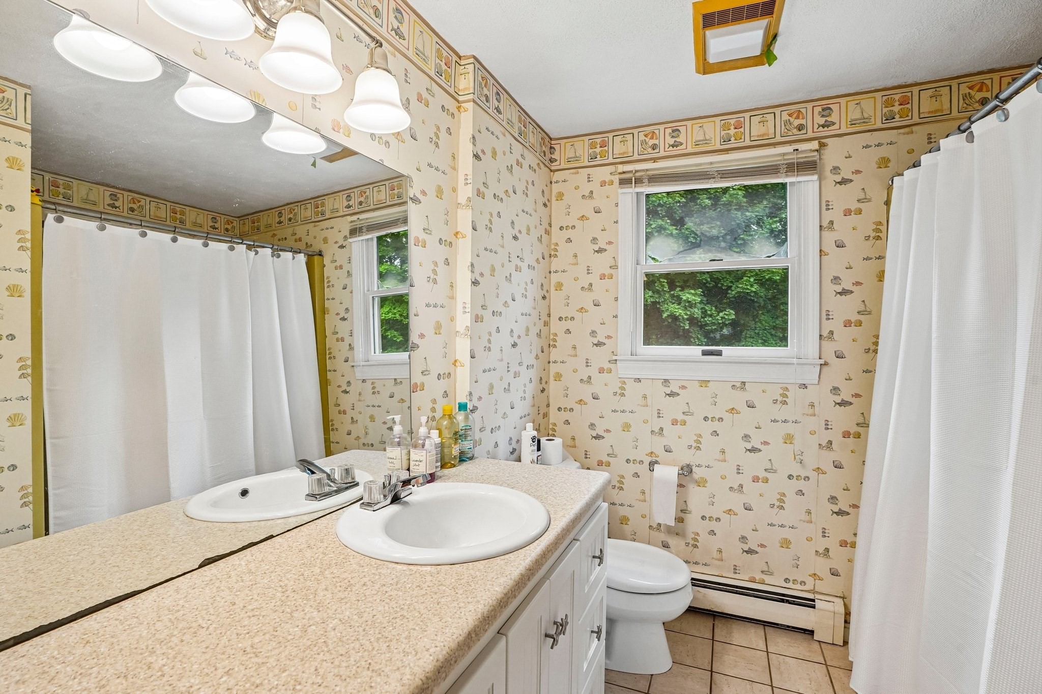 2 Berkley Cir