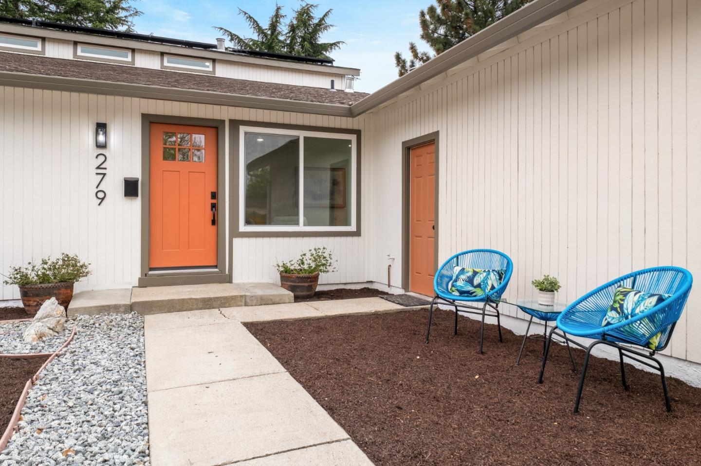 279 Vineyard Drive