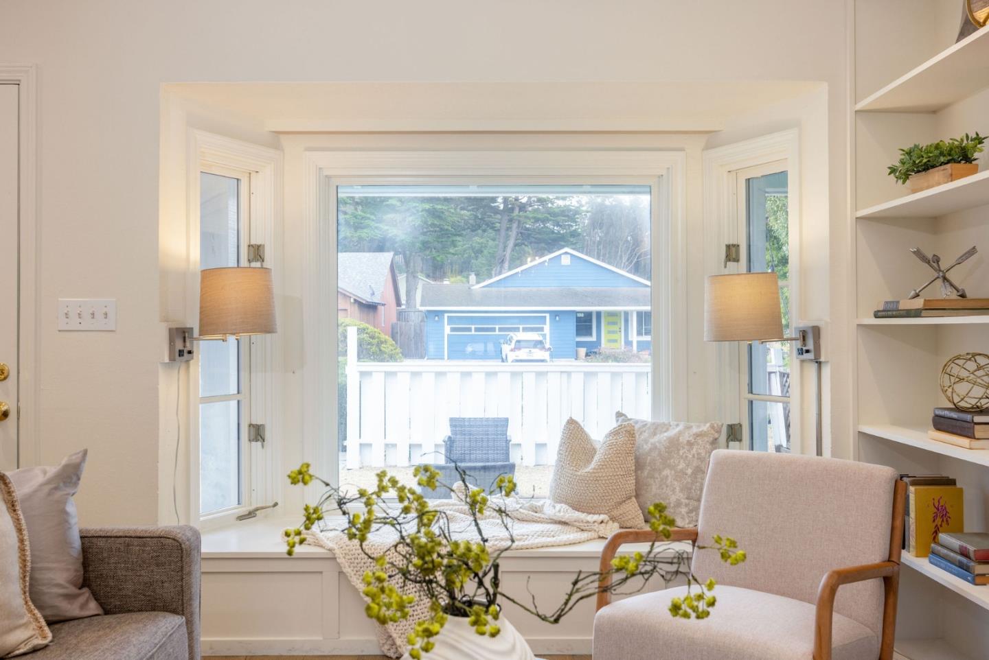 201 Bridgeport Drive