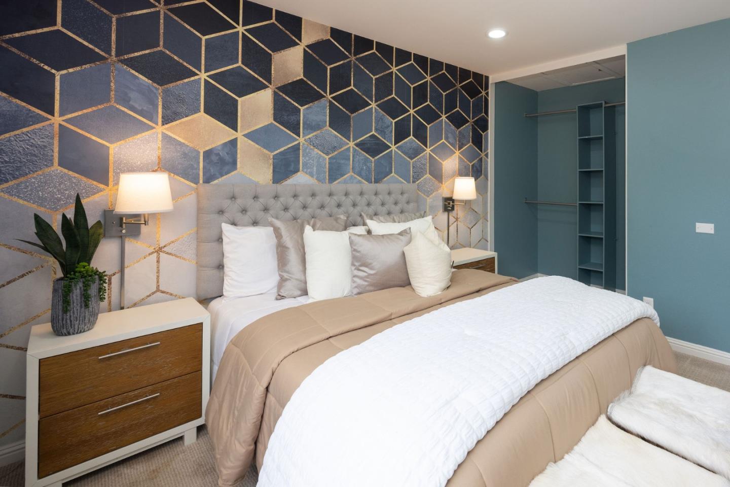 201 Bridgeport Drive