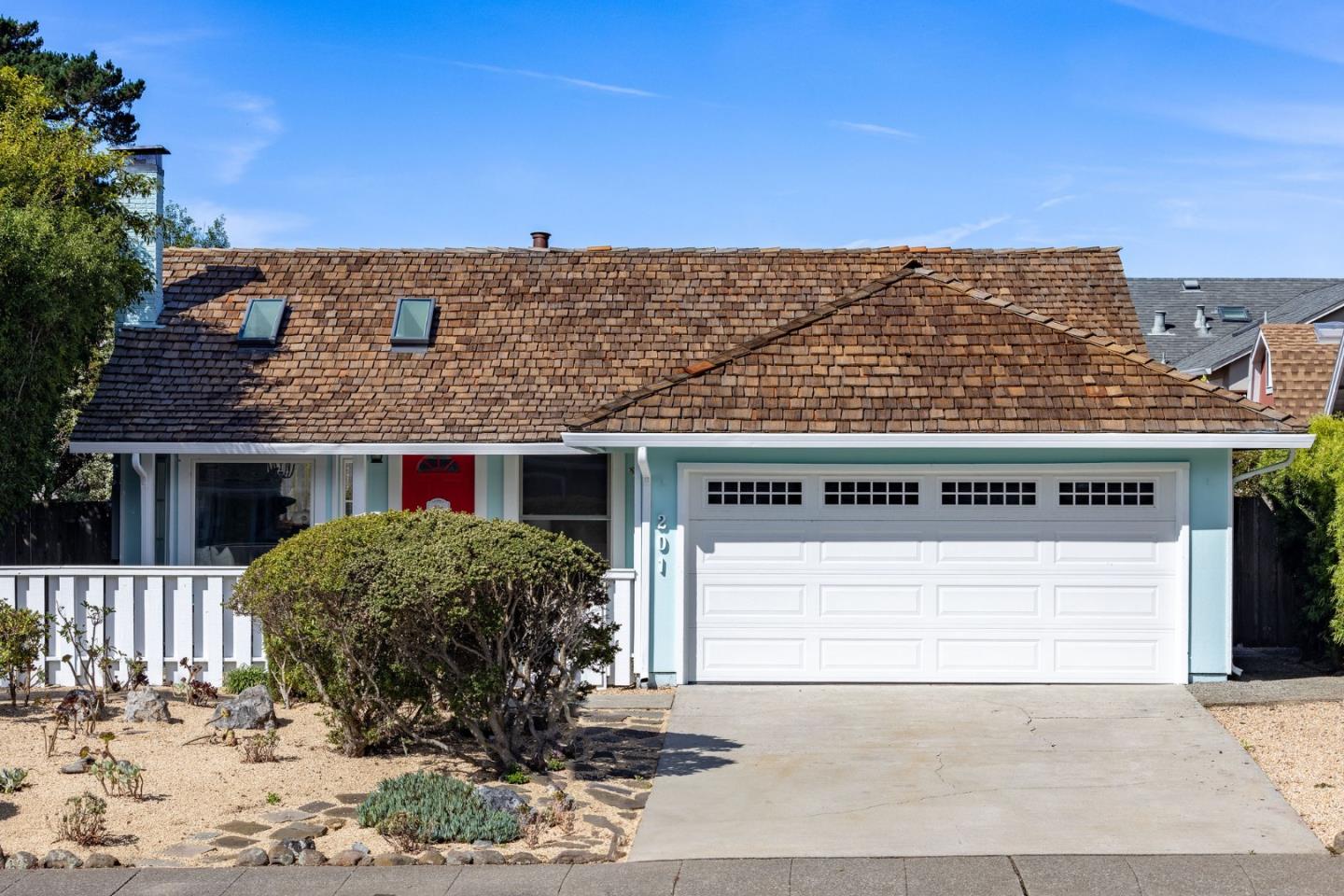 201 Bridgeport Drive