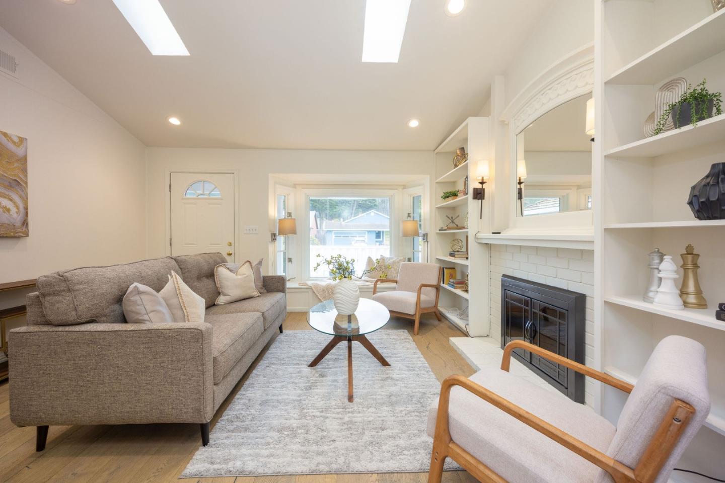 201 Bridgeport Drive