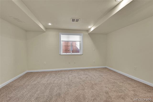 10441 Beech
