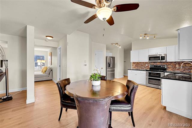 10441 Beech