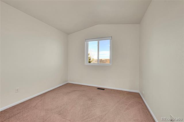 10441 Beech