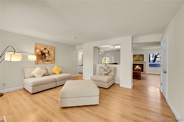 10441 Beech
