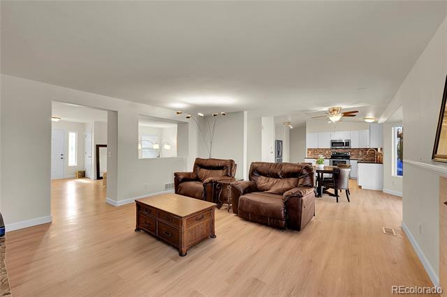 10441 Beech