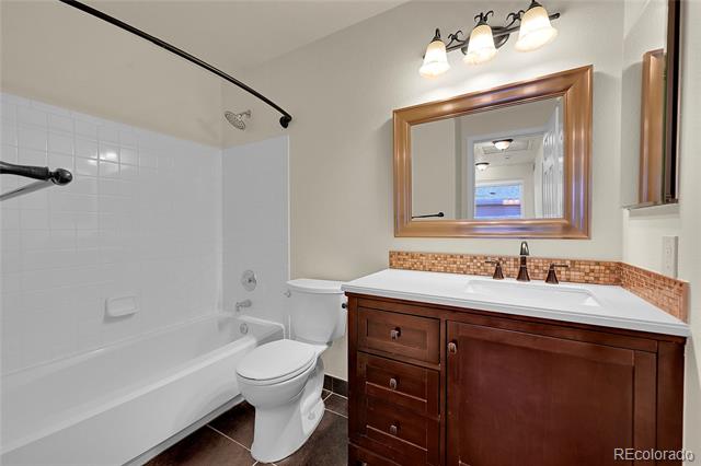 10441 Beech