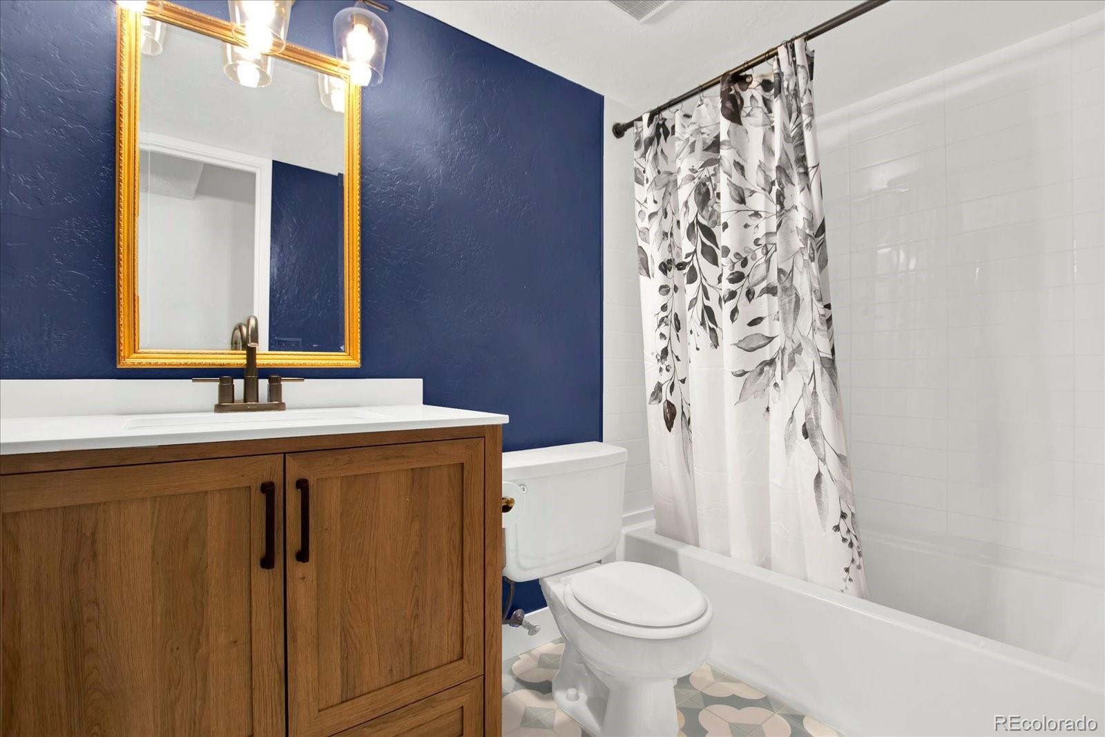 3345 S Ammons Street Unit: 5-202
