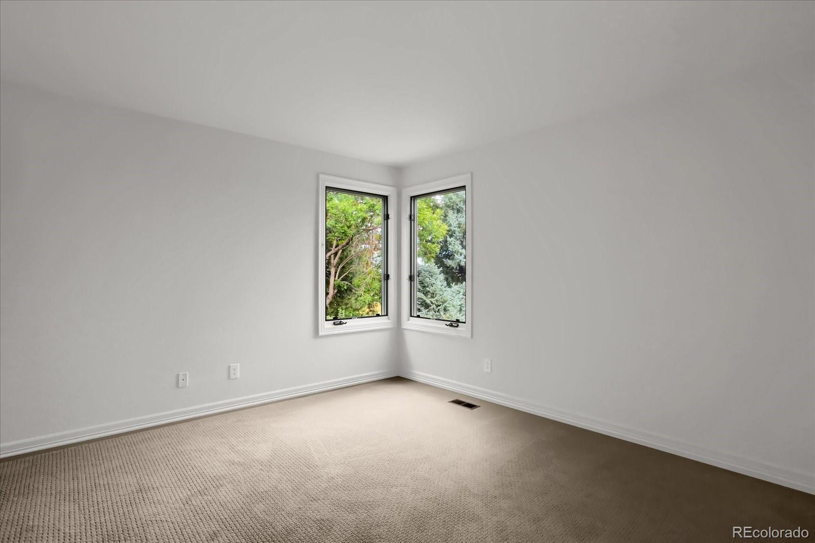 9486 La Costa Lane