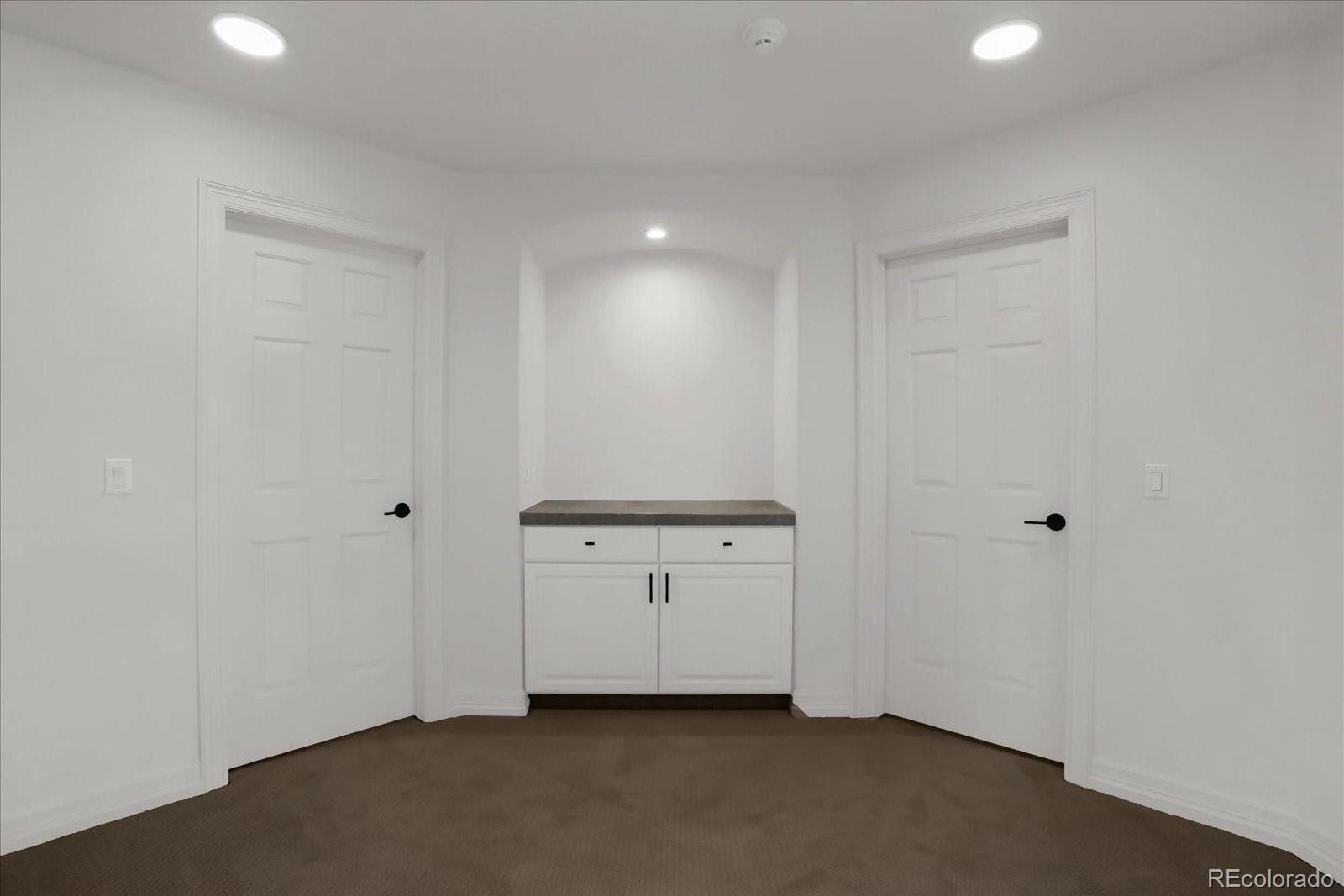 9486 La Costa Lane