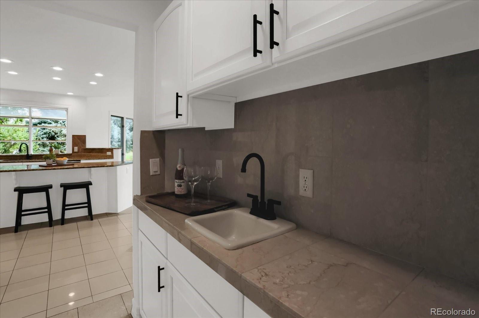 9486 La Costa Lane