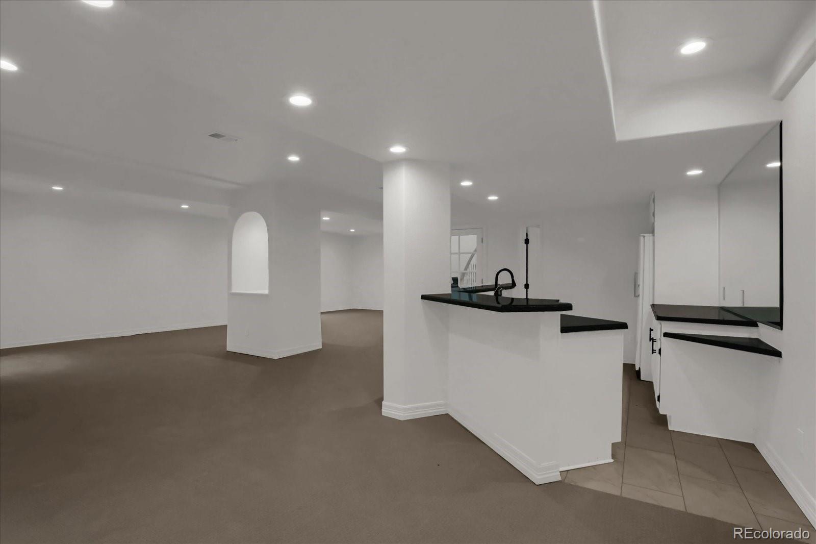9486 La Costa Lane