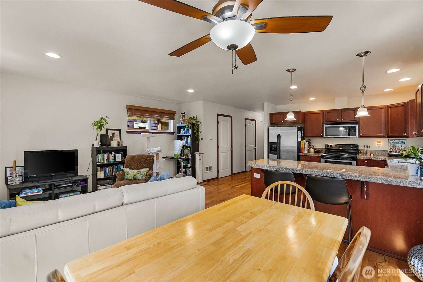 1325 Marguerite Avenue