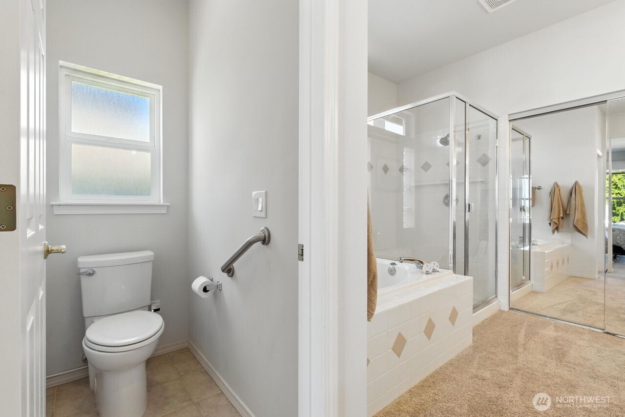 23 Seaway Place