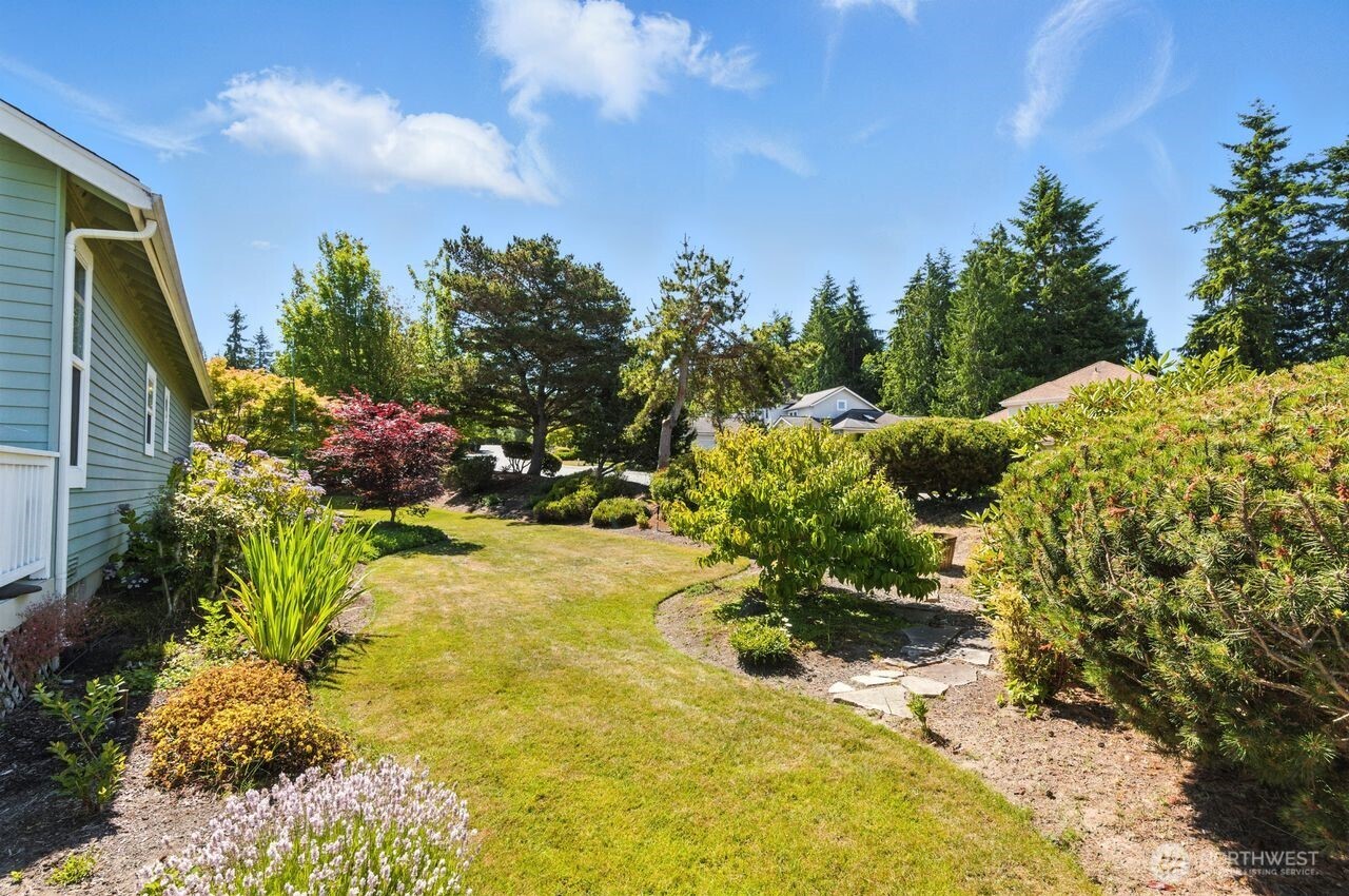 23 Seaway Place