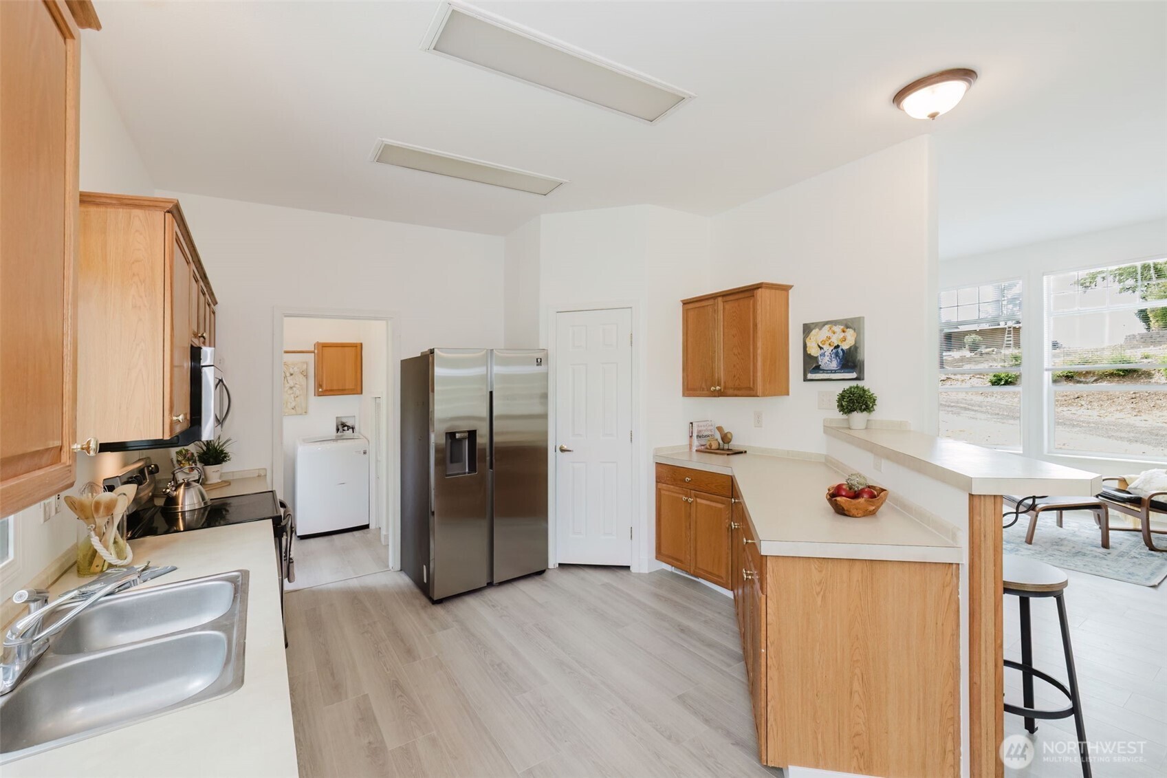 2683 Ridgecrest Drive W