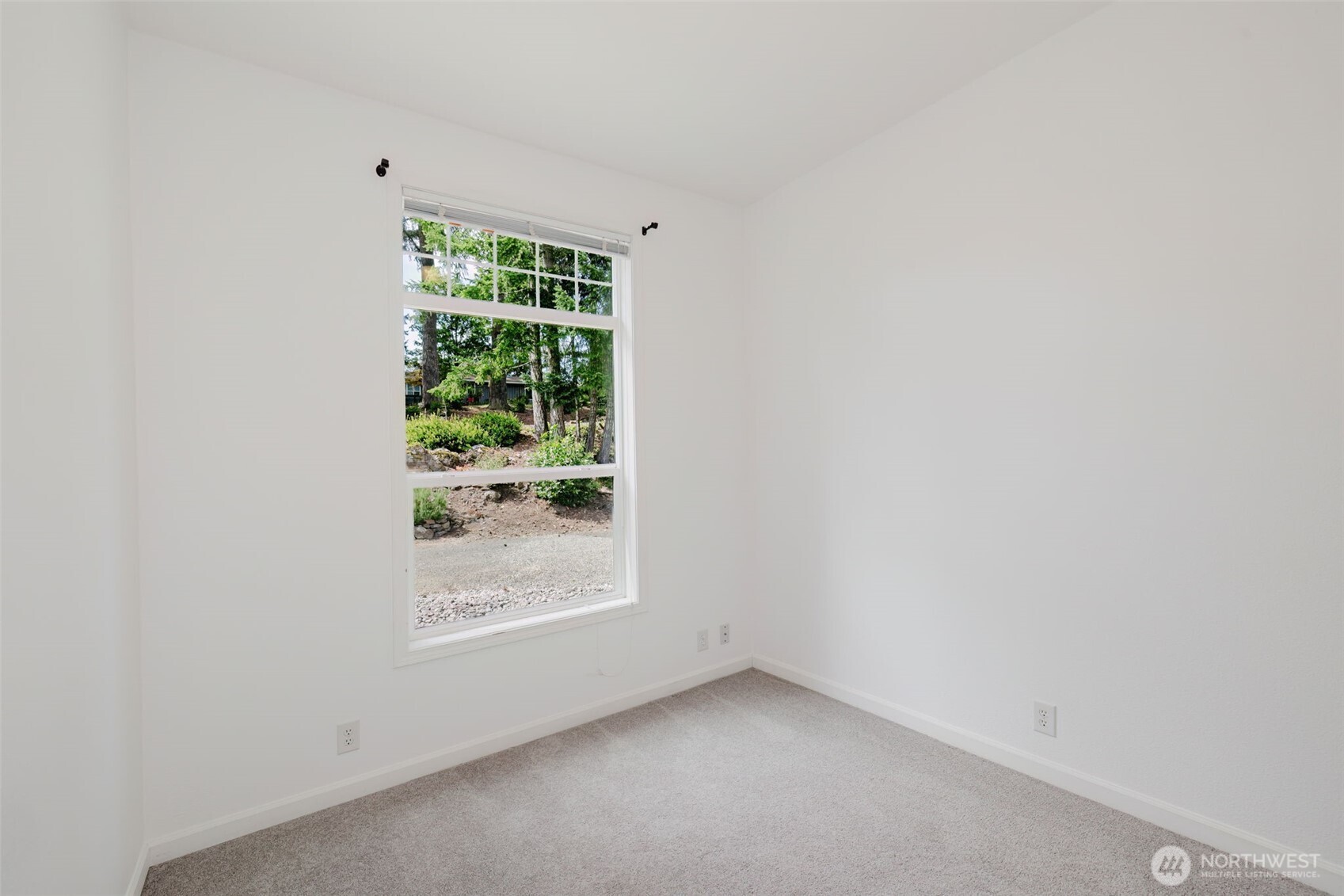 2683 Ridgecrest Drive W