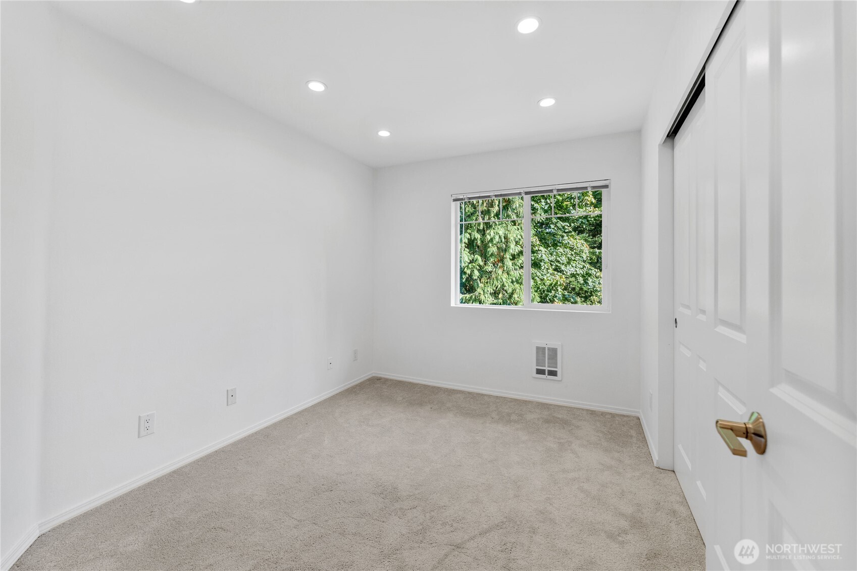 6515 134th Place SE Unit: F3