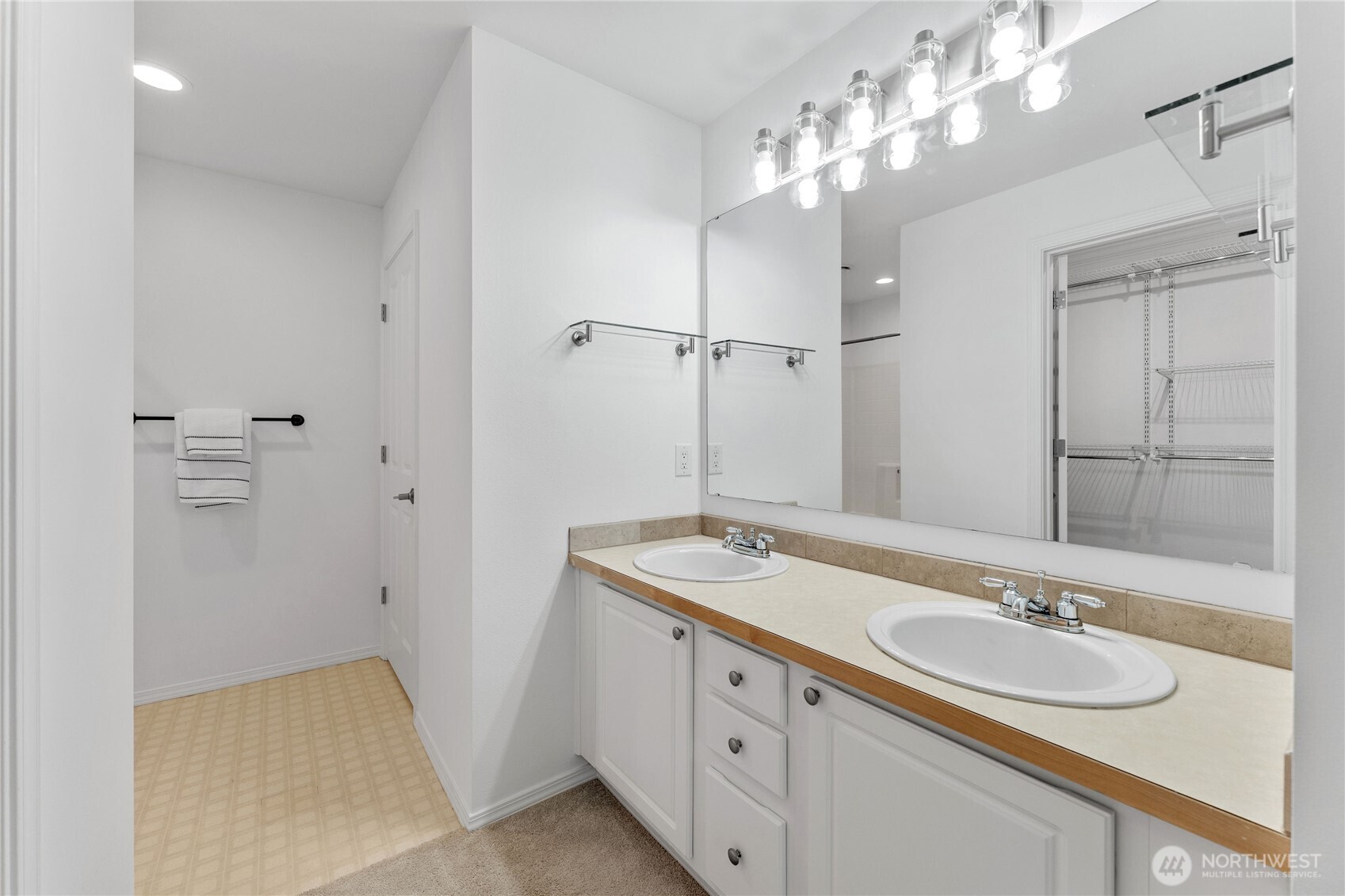 6515 134th Place SE Unit: F3