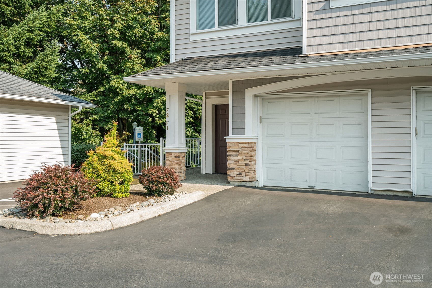 6515 134th Place SE Unit: F3