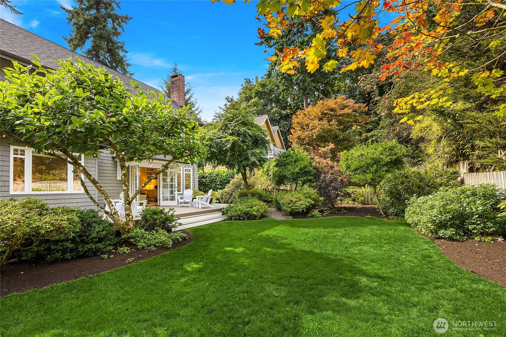 7551 Madrona Drive NE