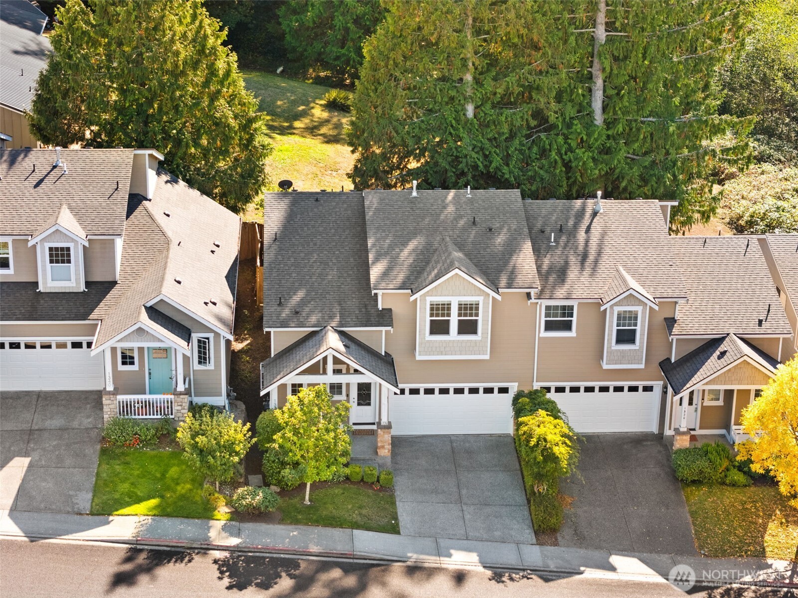 1330 NE Watland Street