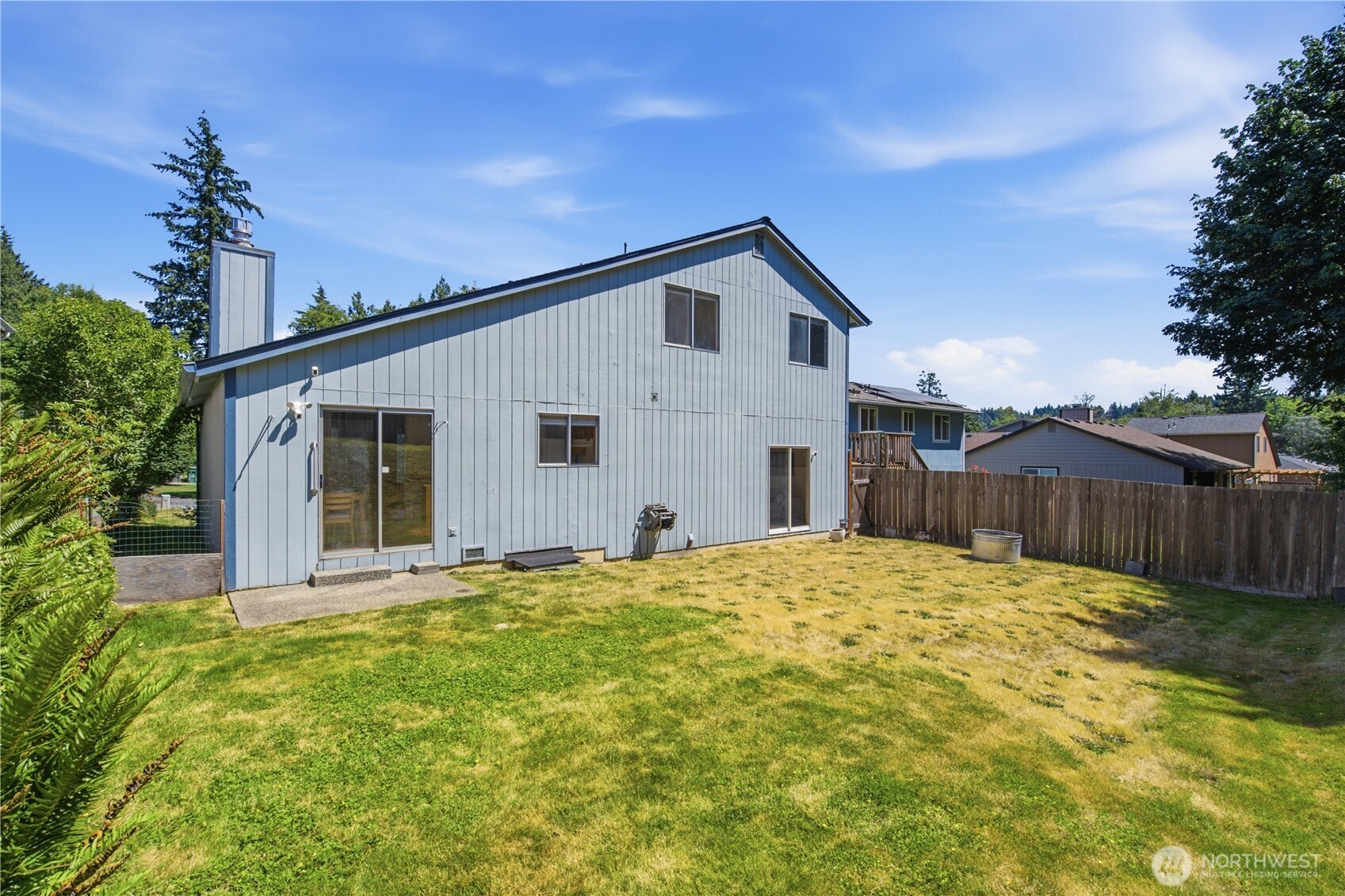1059 NE Regal Court