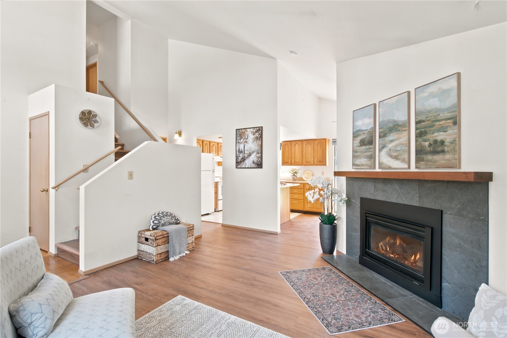 1059 NE Regal Court