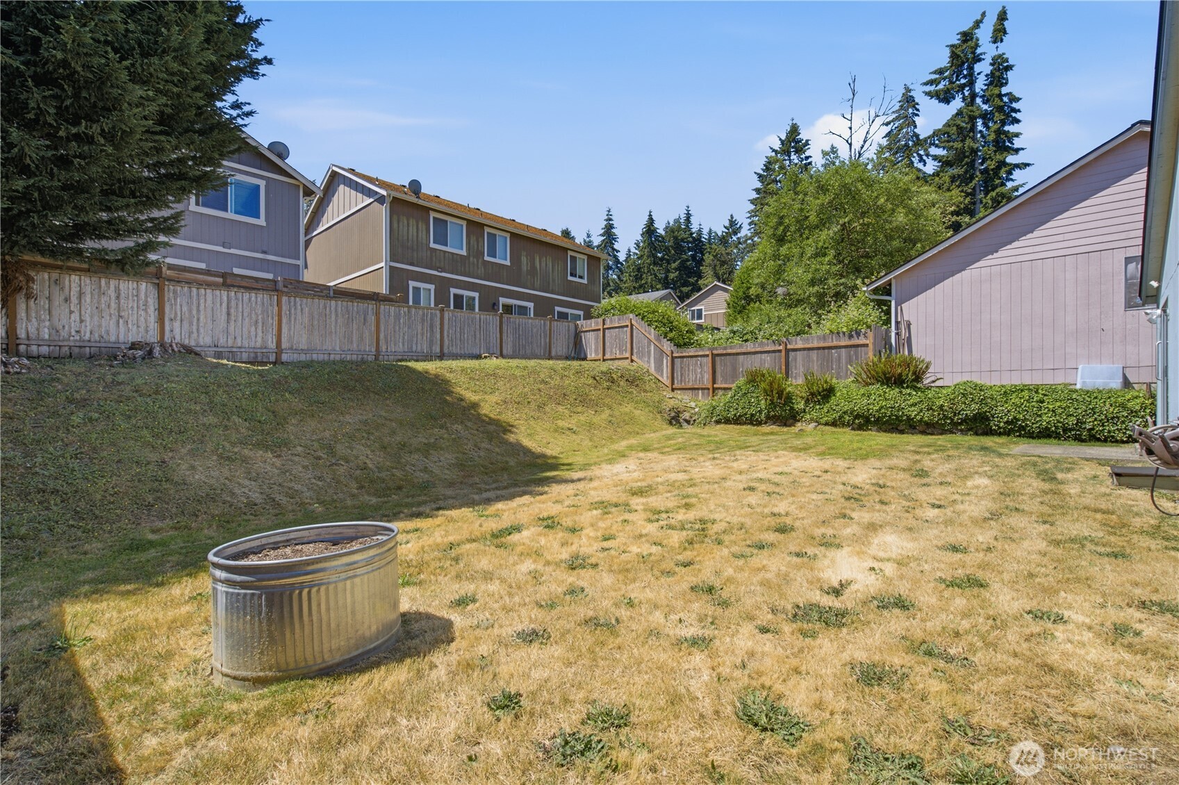 1059 NE Regal Court