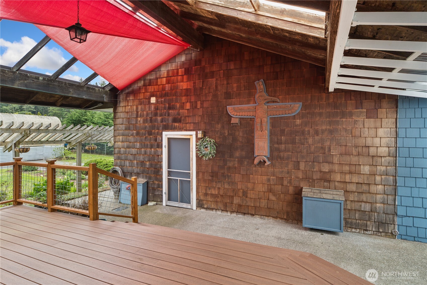 121 N Maple Street