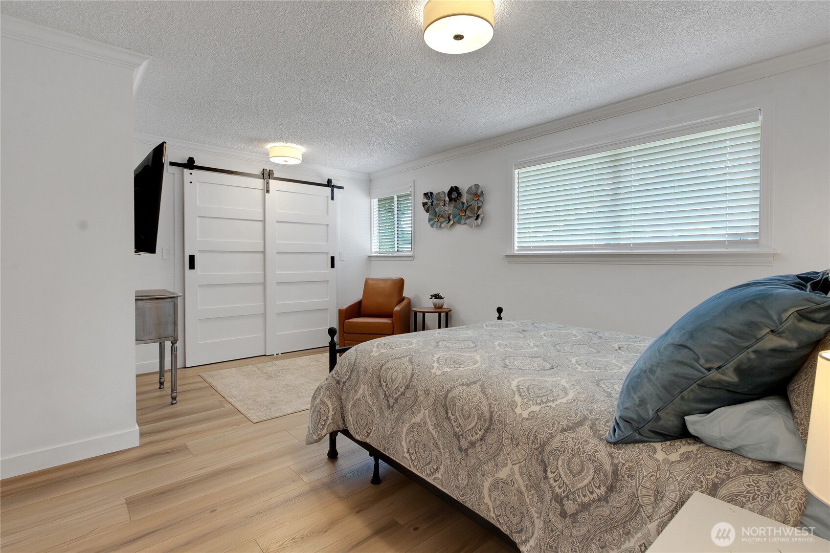 3713 Tahoma Place W