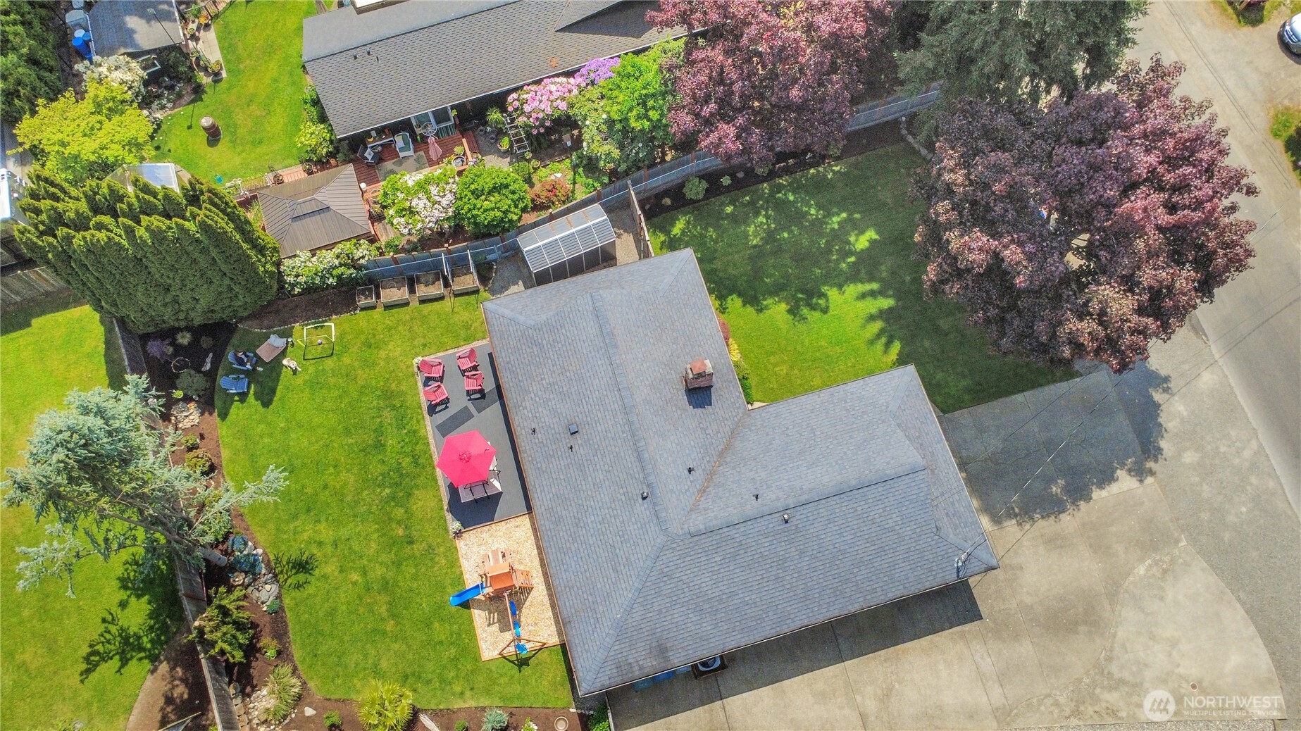 3713 Tahoma Place W