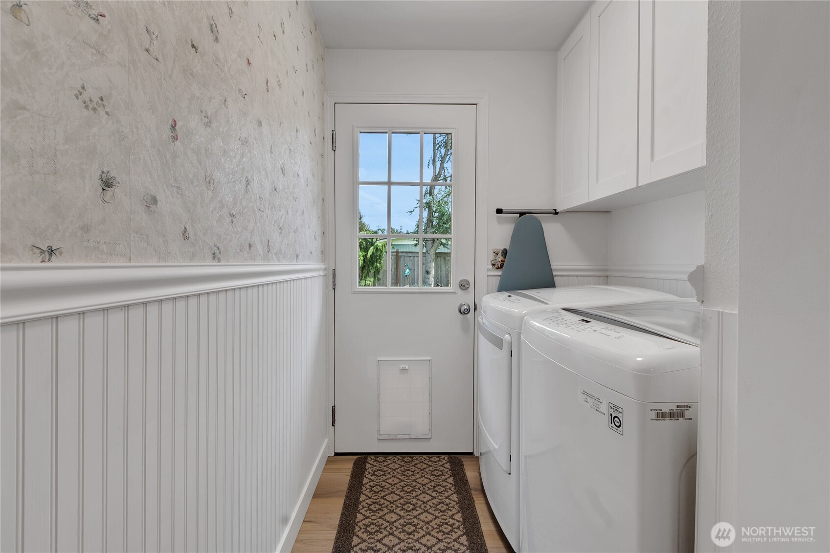 3713 Tahoma Place W