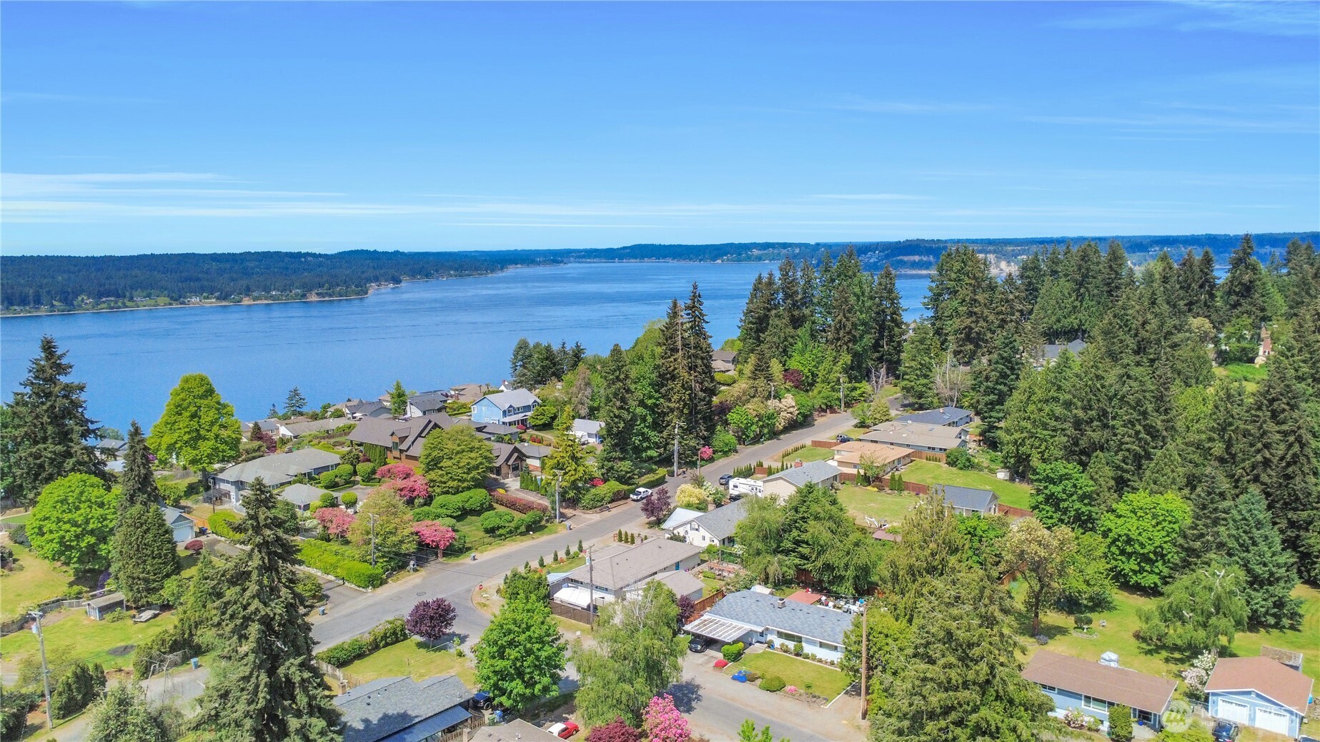3713 Tahoma Place W