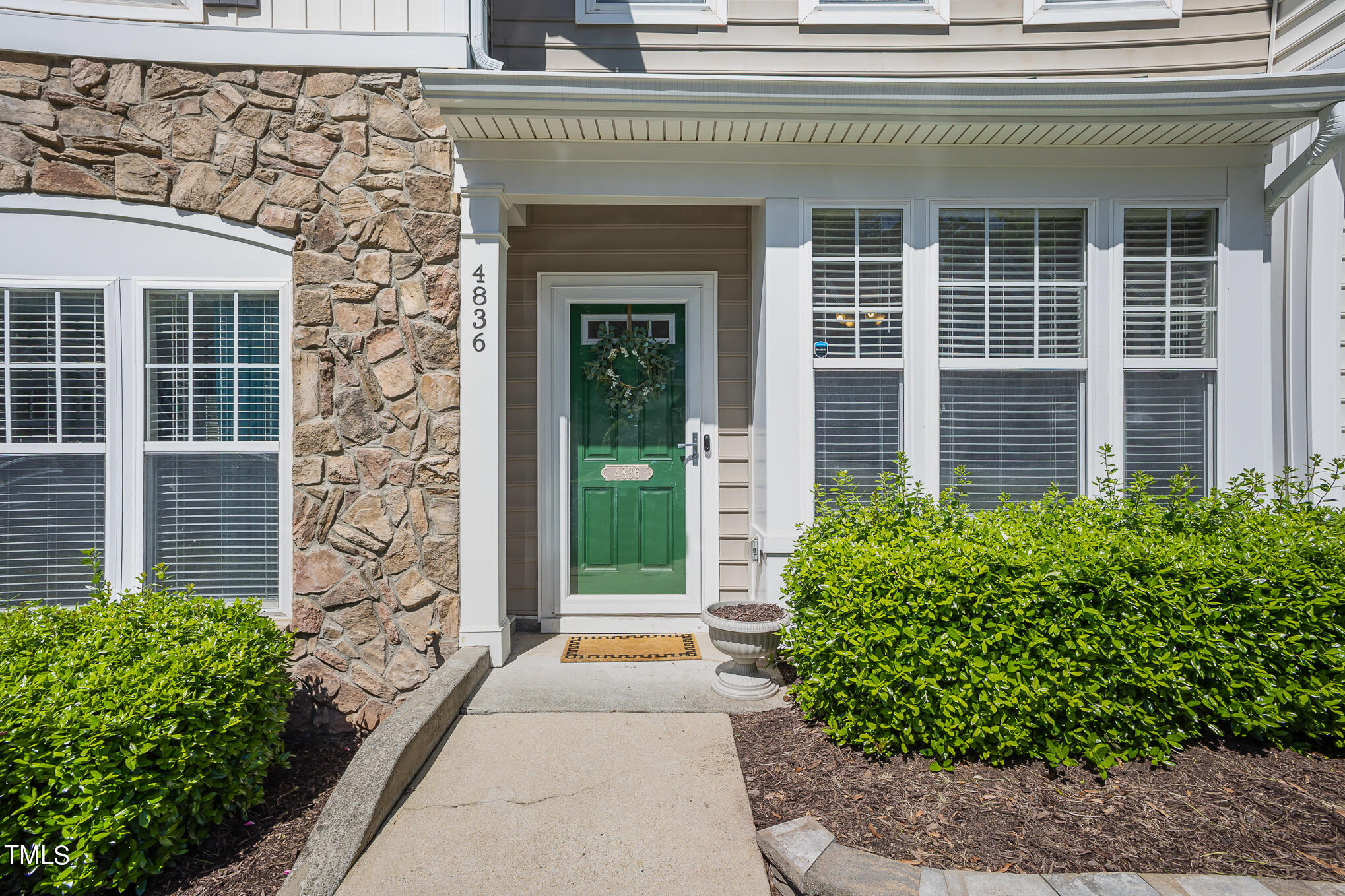 4836 Sir Duncan Way